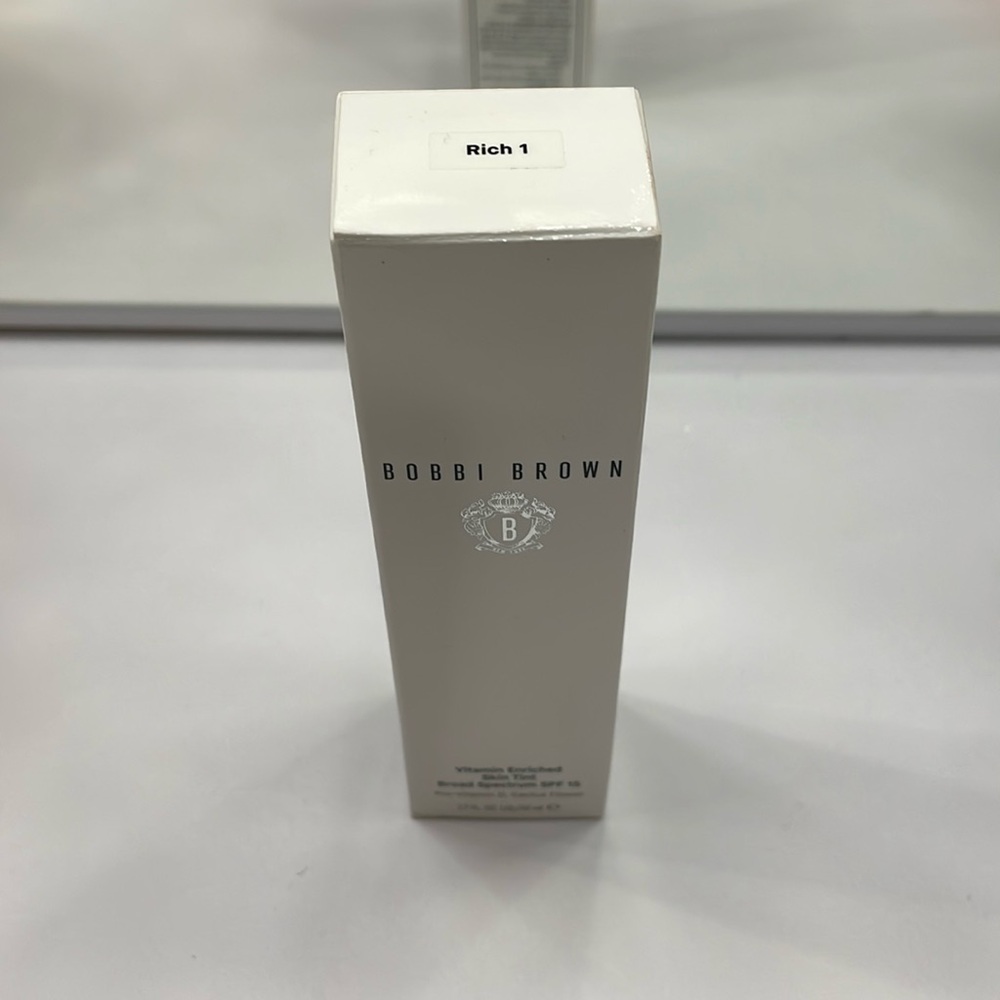 Bobbi Brown Vitamin Enriched Skin Tint- Rich 1